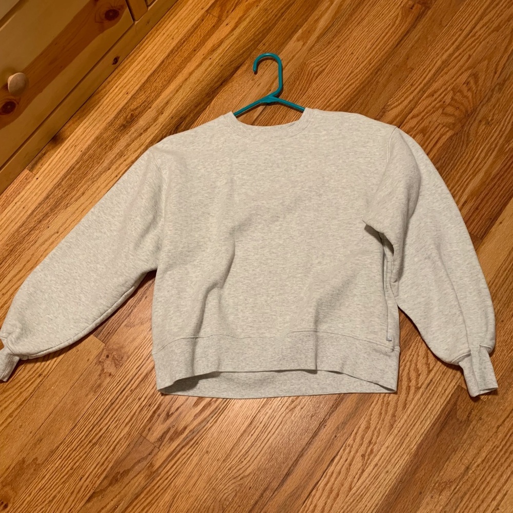 aritzia oversized sweatshirt